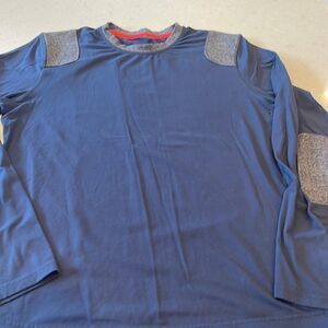 Lululemon men’s shirt, size large see measurements unique style. Soft fabric.